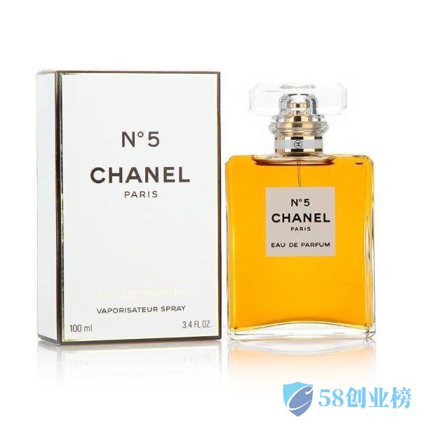 香奈儿N5香水评测：独特的香味和出色的持久性